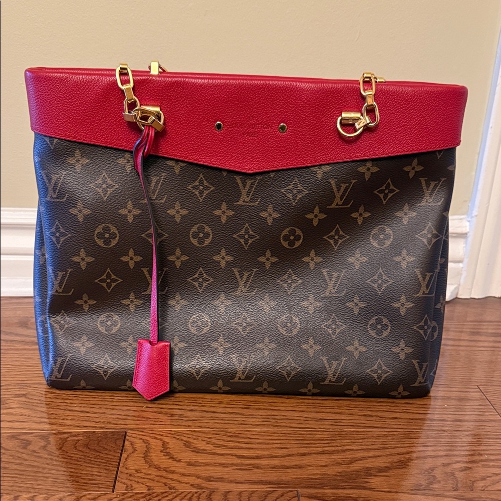 LOUIS VUITTON | Pallas Shopper Bag